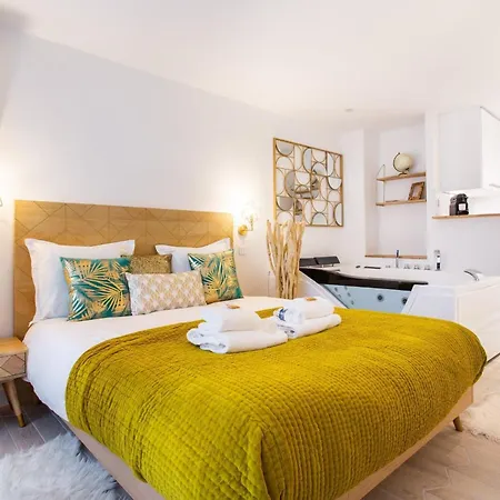 - 2p With Jacuzzi Appartamento *